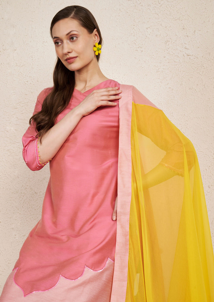 Ombre Rose Pink Hand Embroidered Kurta Set with Chiffon Dupatta