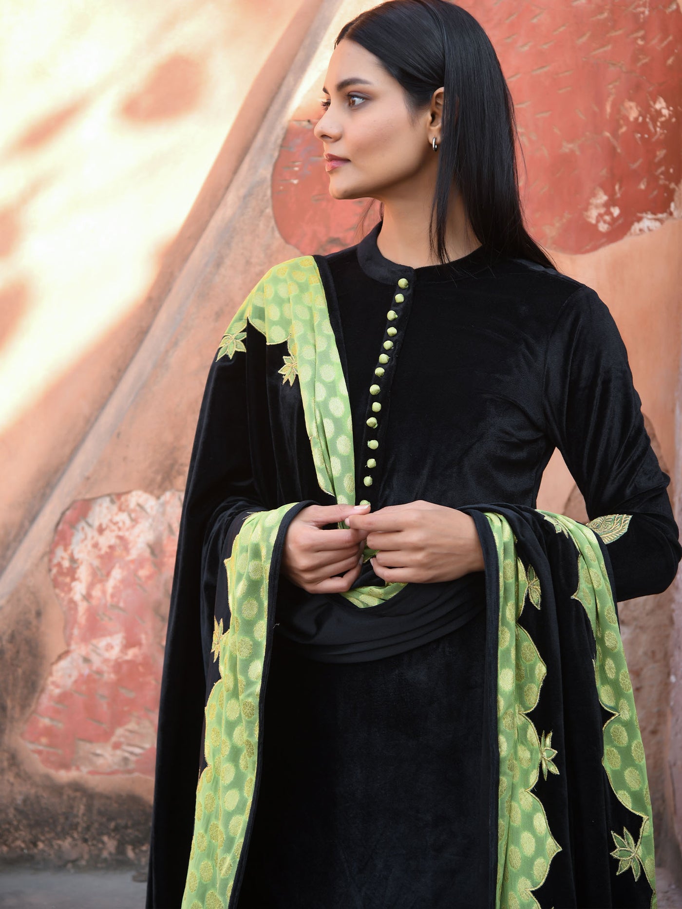 Noor Black Velvet Ensemble