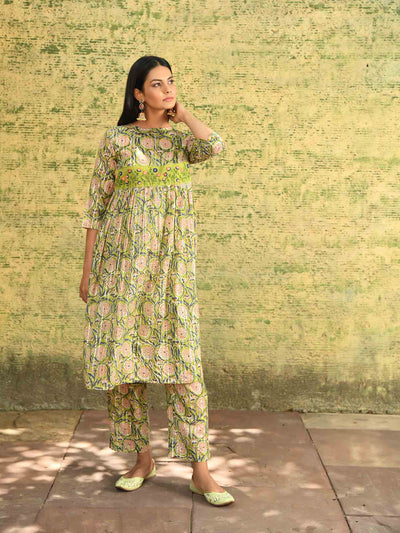 Aam Panna Kurta Pant & Dupatta set