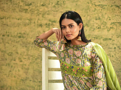 Aam Panna Kurta Pant & Dupatta set