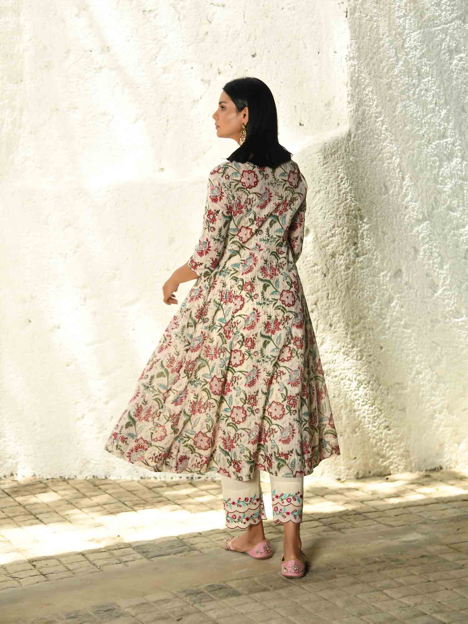 Flower Power Kurta Pant & Dupatta set