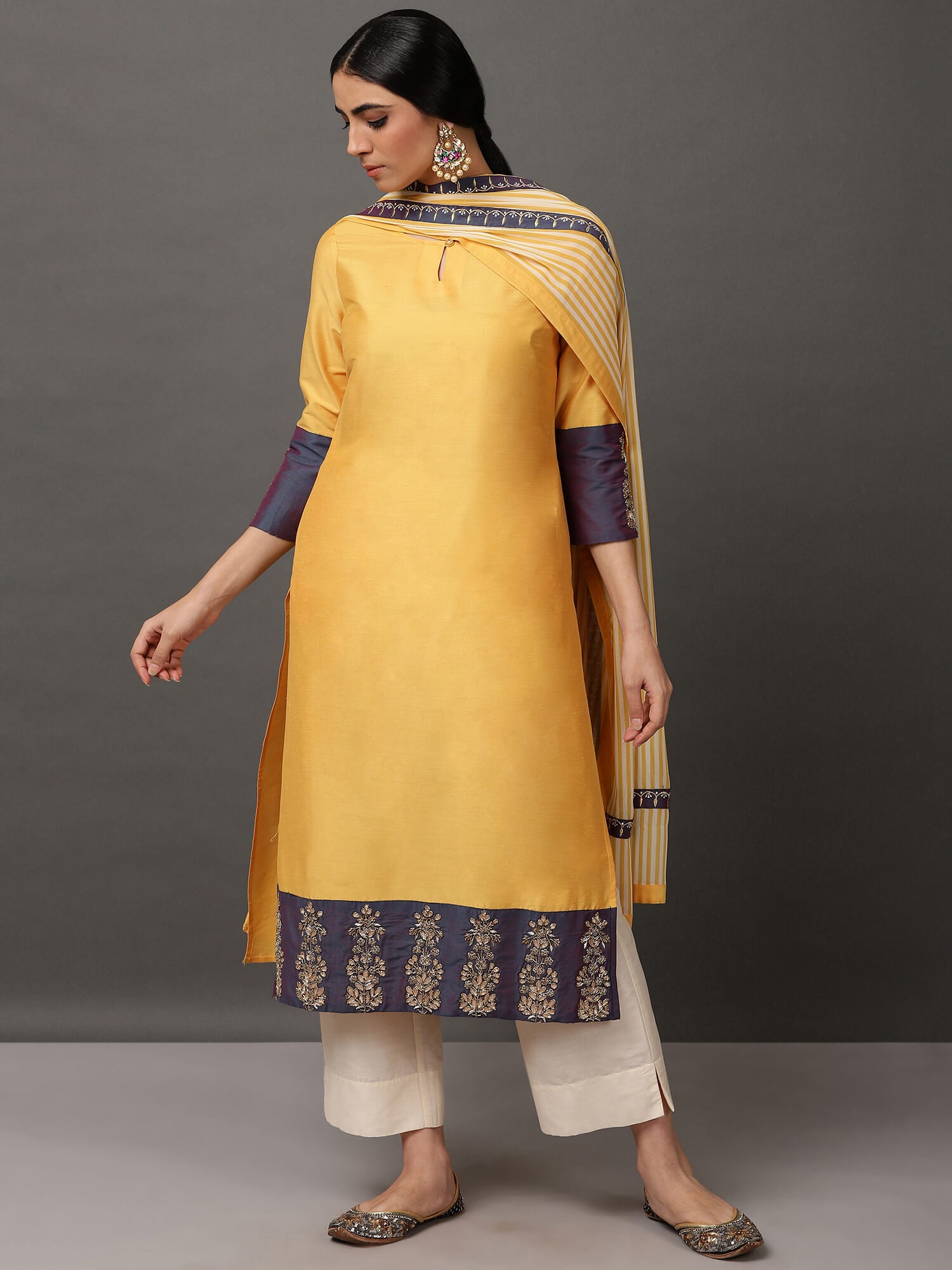Fresh Honey Kurta, Pant & Dupatta set.