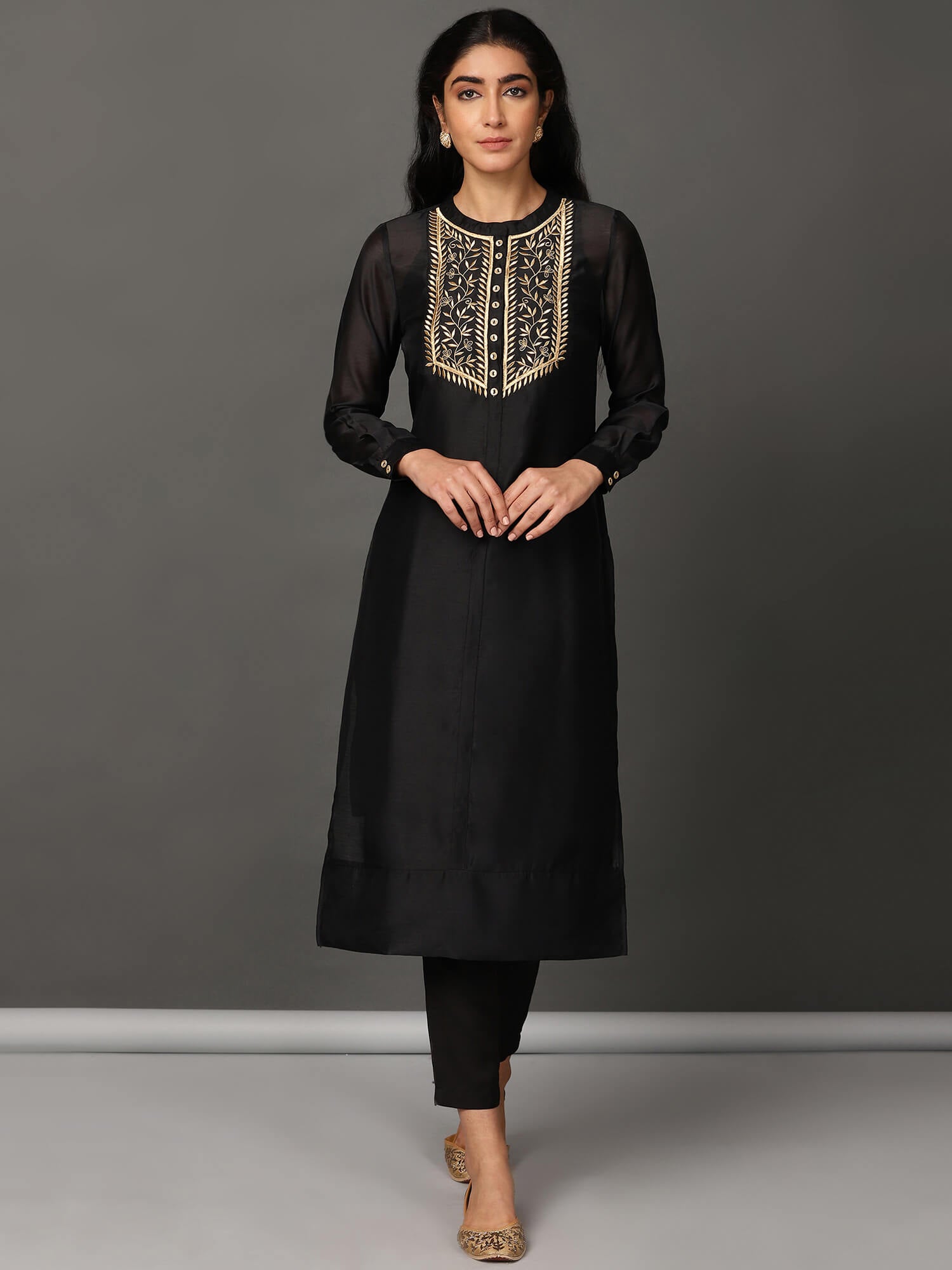Chanderi Embroidered Kurta & Pant Set