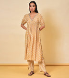 Cheer in the earth Kurta Pant Set