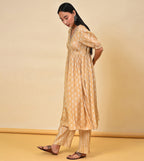 Cheer in the earth Kurta Pant Set