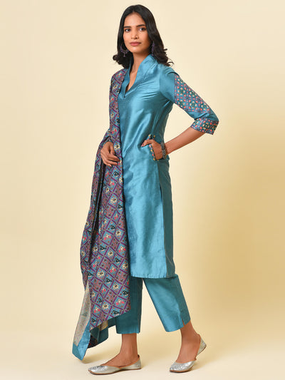 Blue Kurta- Pant with Patola Print Dupatta