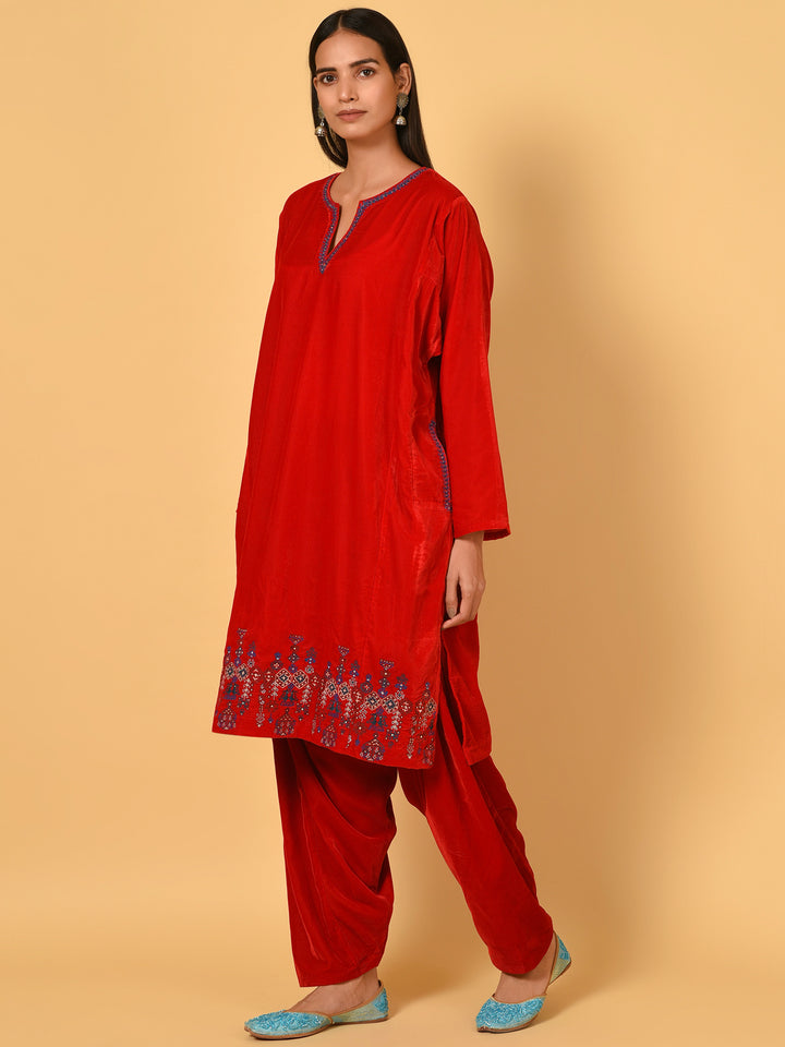 Kashmir Ki Kali Ensemble