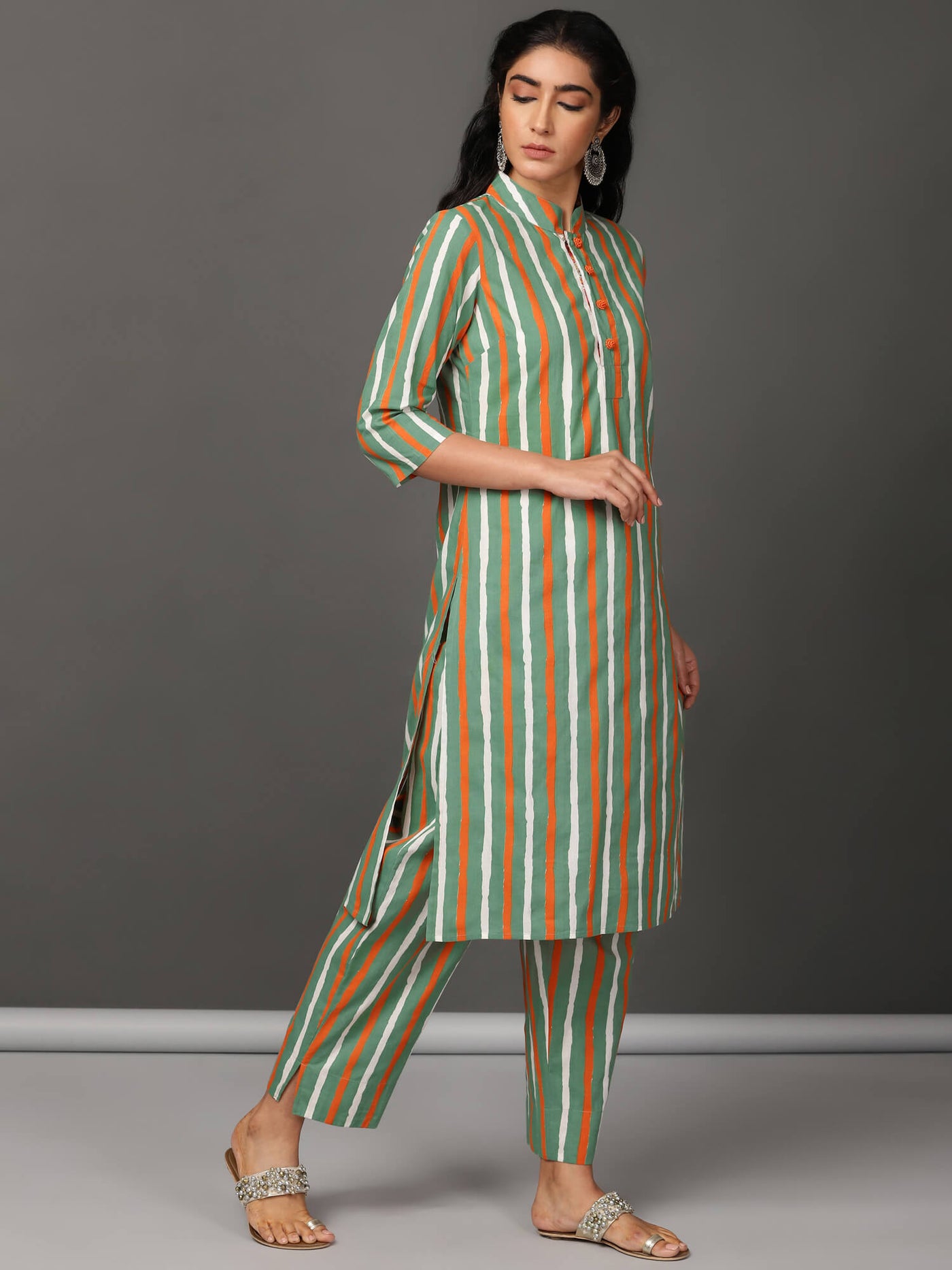 Olive Stripe Straight Kurta With Rounded Bottom And Pants