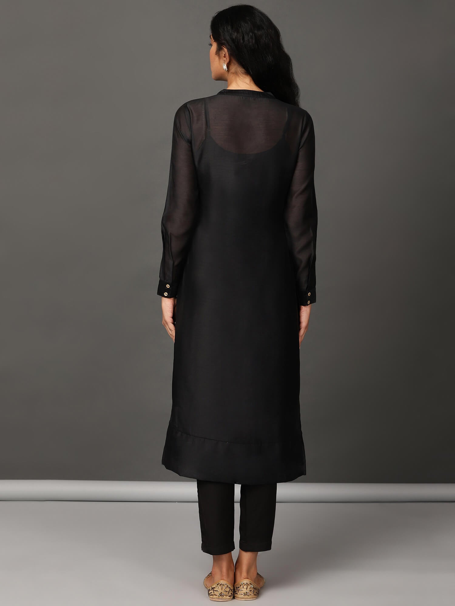 Chanderi Embroidered Kurta & Pant Set