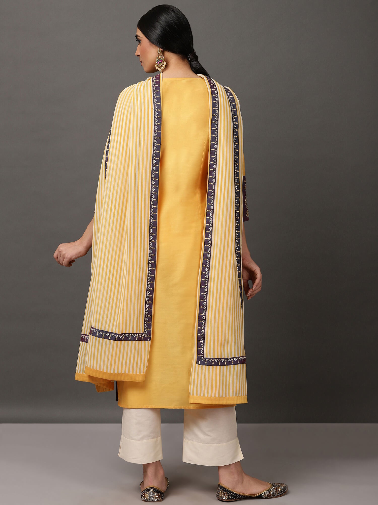Fresh Honey Kurta, Pant & Dupatta set.
