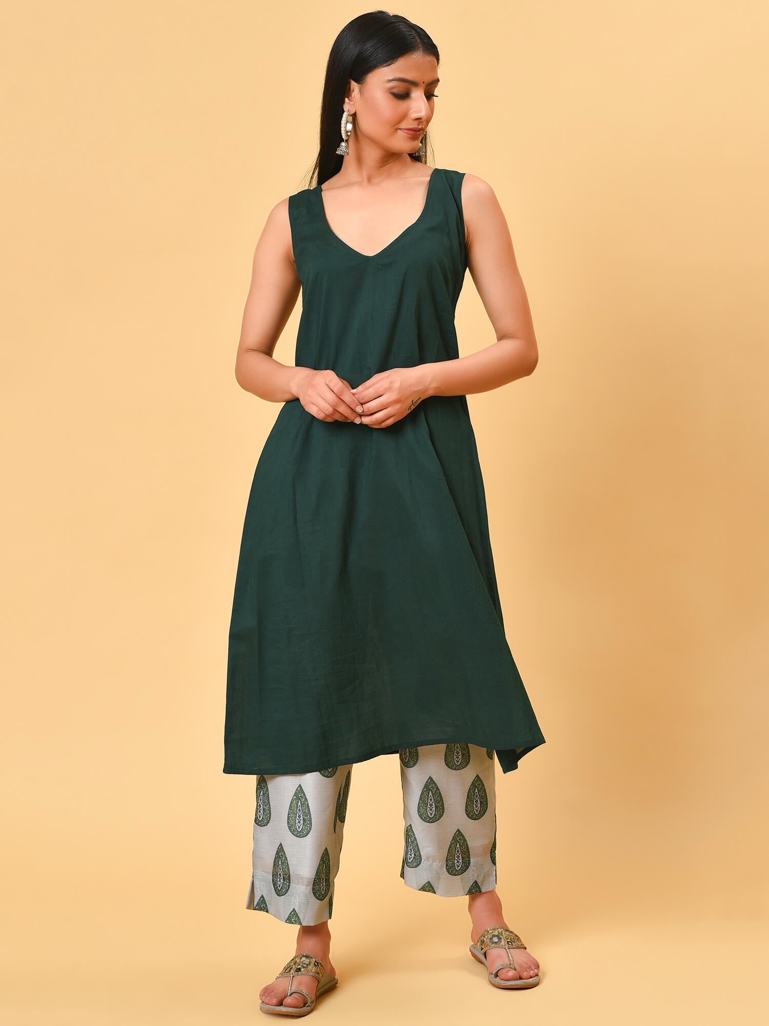 Stripe & Print Kurta- Pant & Dupatta Set