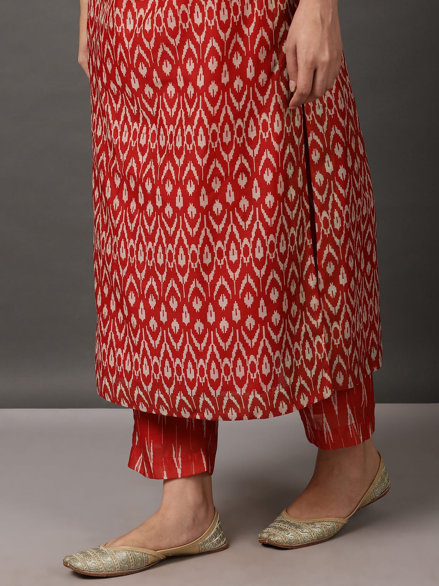 Maroon Ikat A Line Kurta And Pant With Dupatta & Camisole