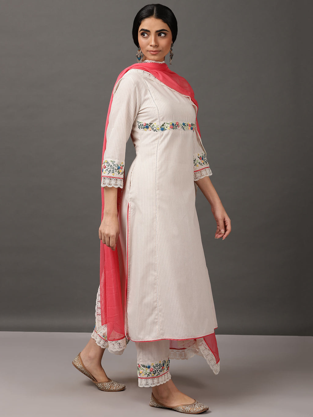 Off white & beige Kurta, Pant & Dupatta set