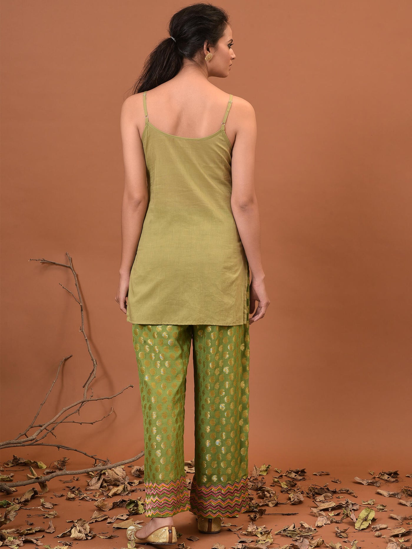 Vivacious Short Kurta, Pant & Dupatta