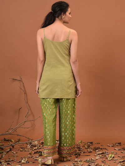 Vivacious Short Kurta, Pant & Dupatta