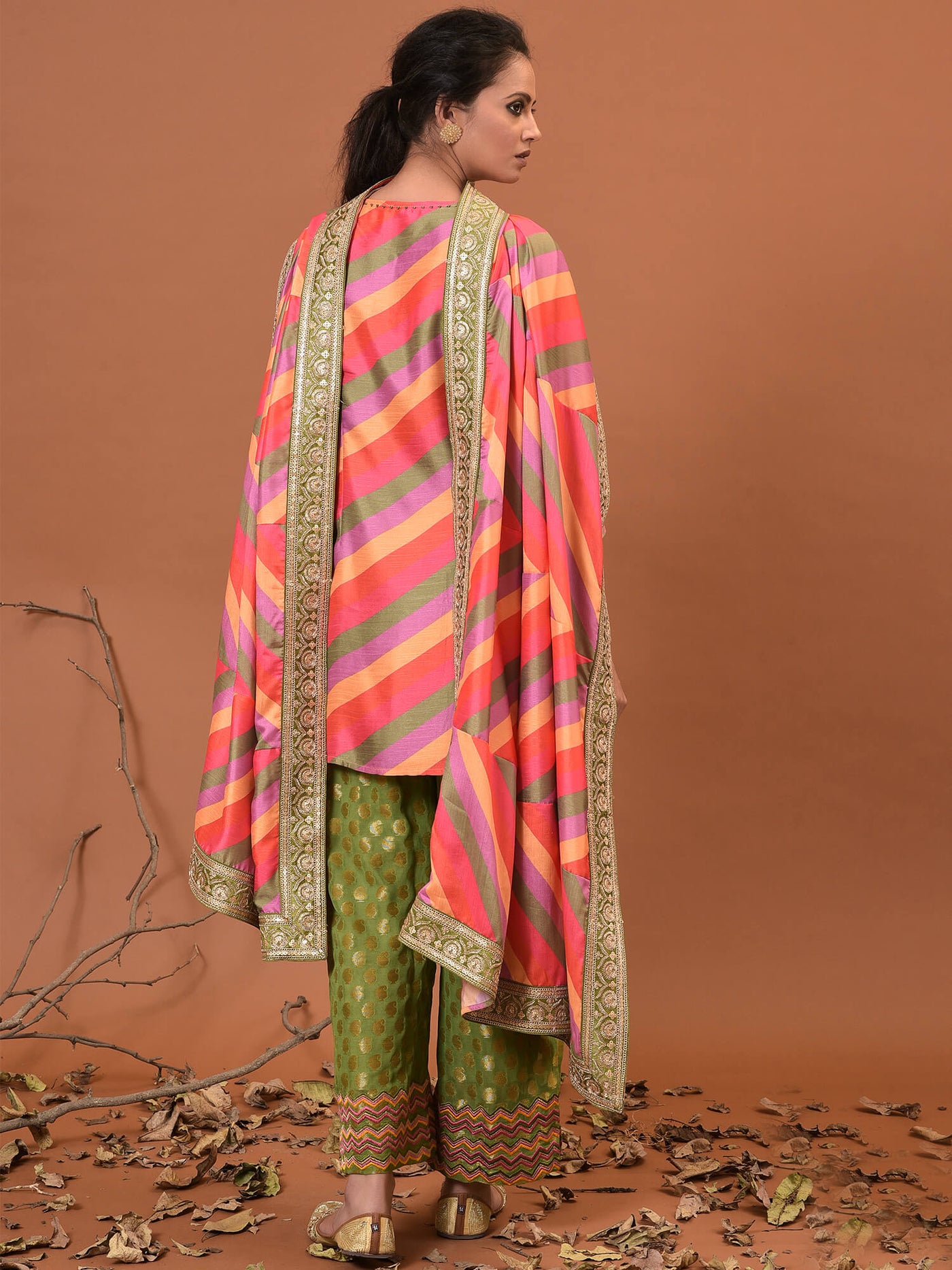 Vivacious Short Kurta, Pant & Dupatta