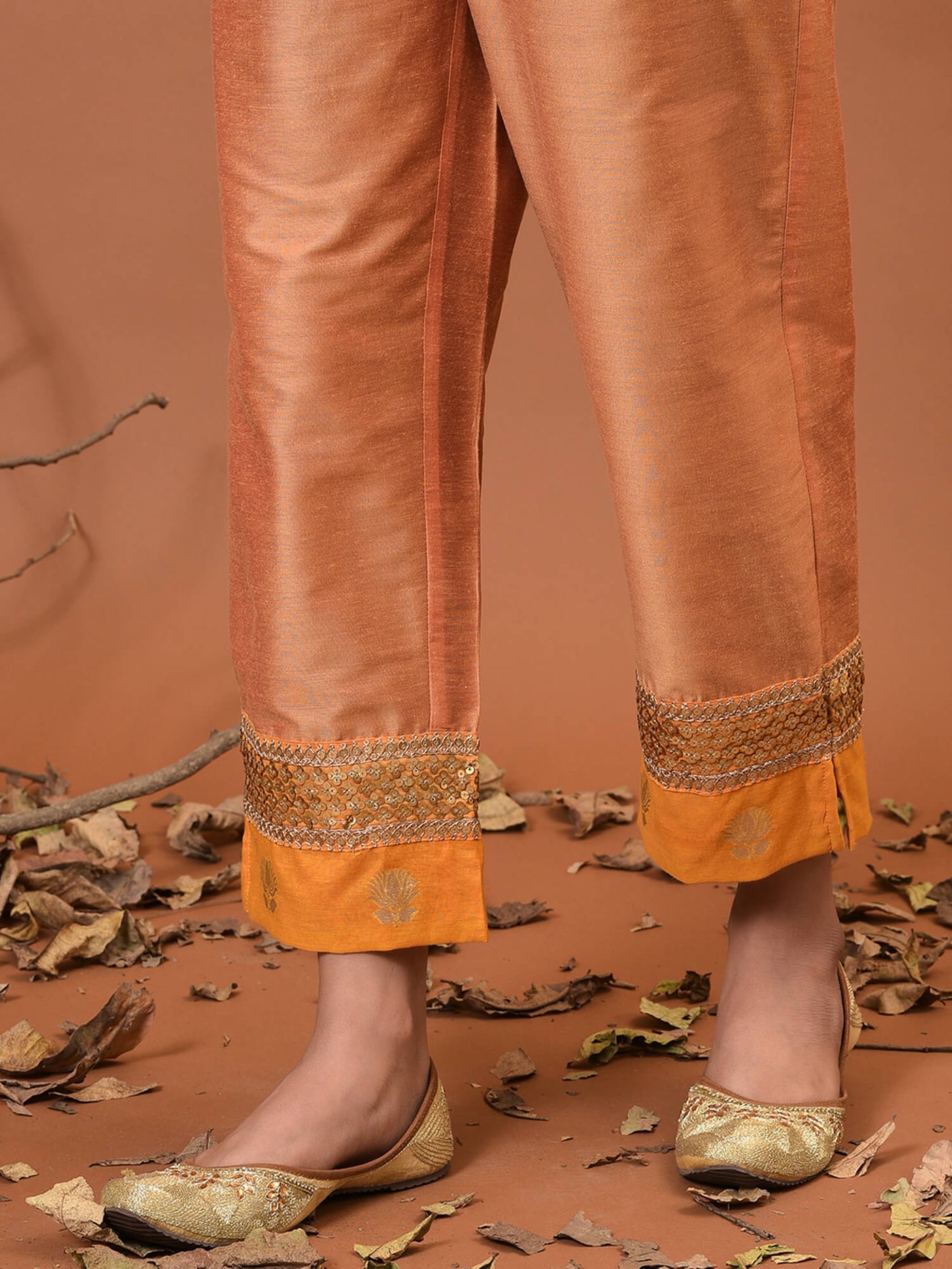 Winter wheat Kurta, Pant with a Velvet Shawl