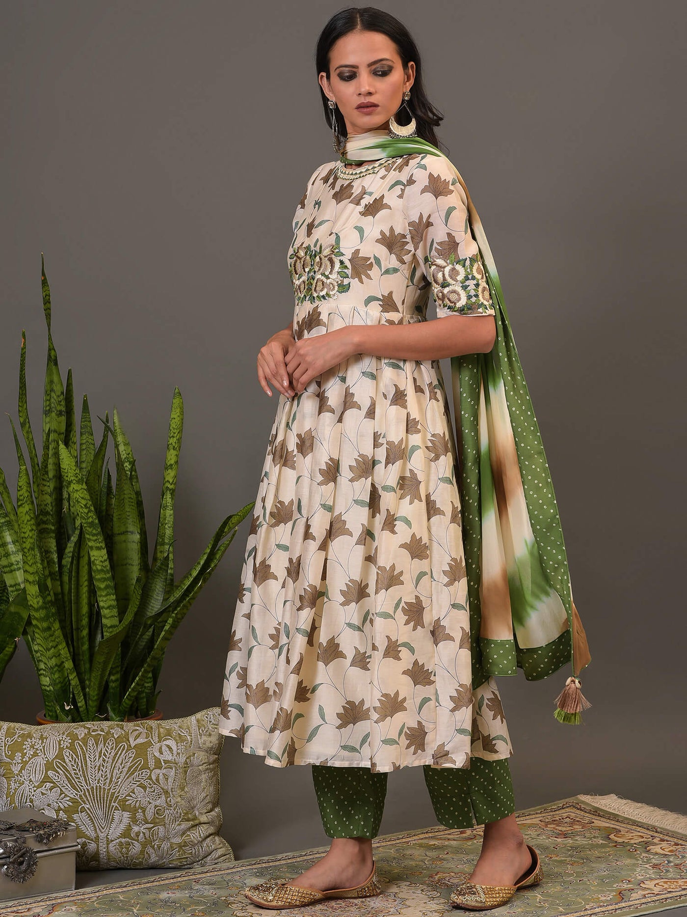 Autumn bloom Kurta, Pant & Dupatta